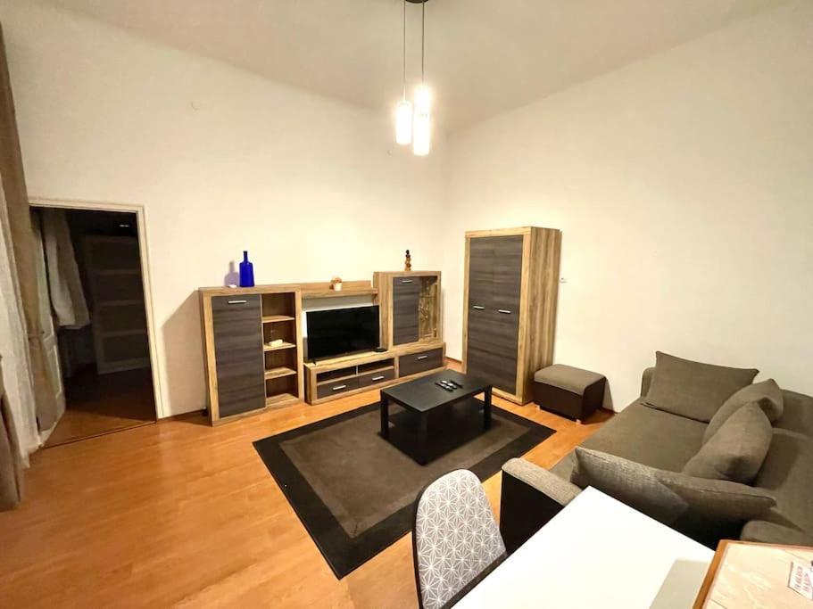 Csengery Apartment Budapest Esterno foto